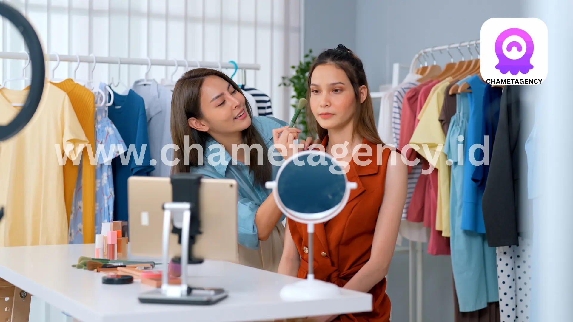 Chamet logo surrounded by a shield, symbolizing