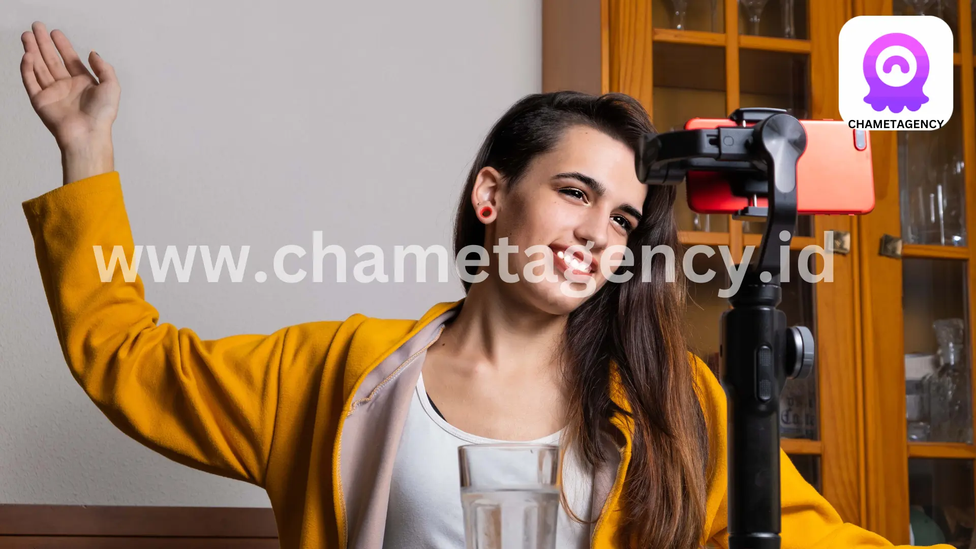 Smartphone showcasing Chamet app with modded features for an enhanced user experience